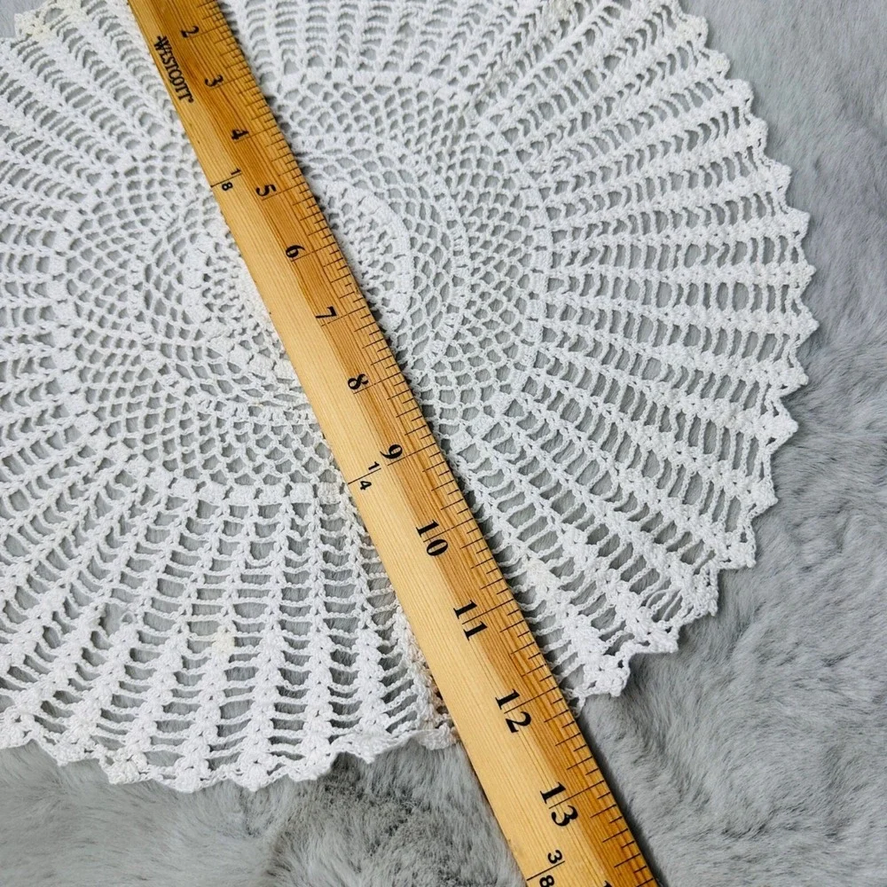 Vintage Doilie Crochet Lace Round 12‎ Inches Handmade Grannycore Handicraft